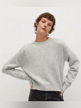 MANGO • Narvona Pleated-Shoulder Sweater • Light Grey